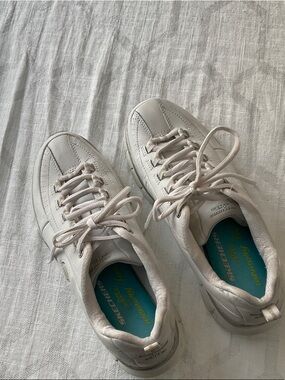 Skechers White Women's Sneakers